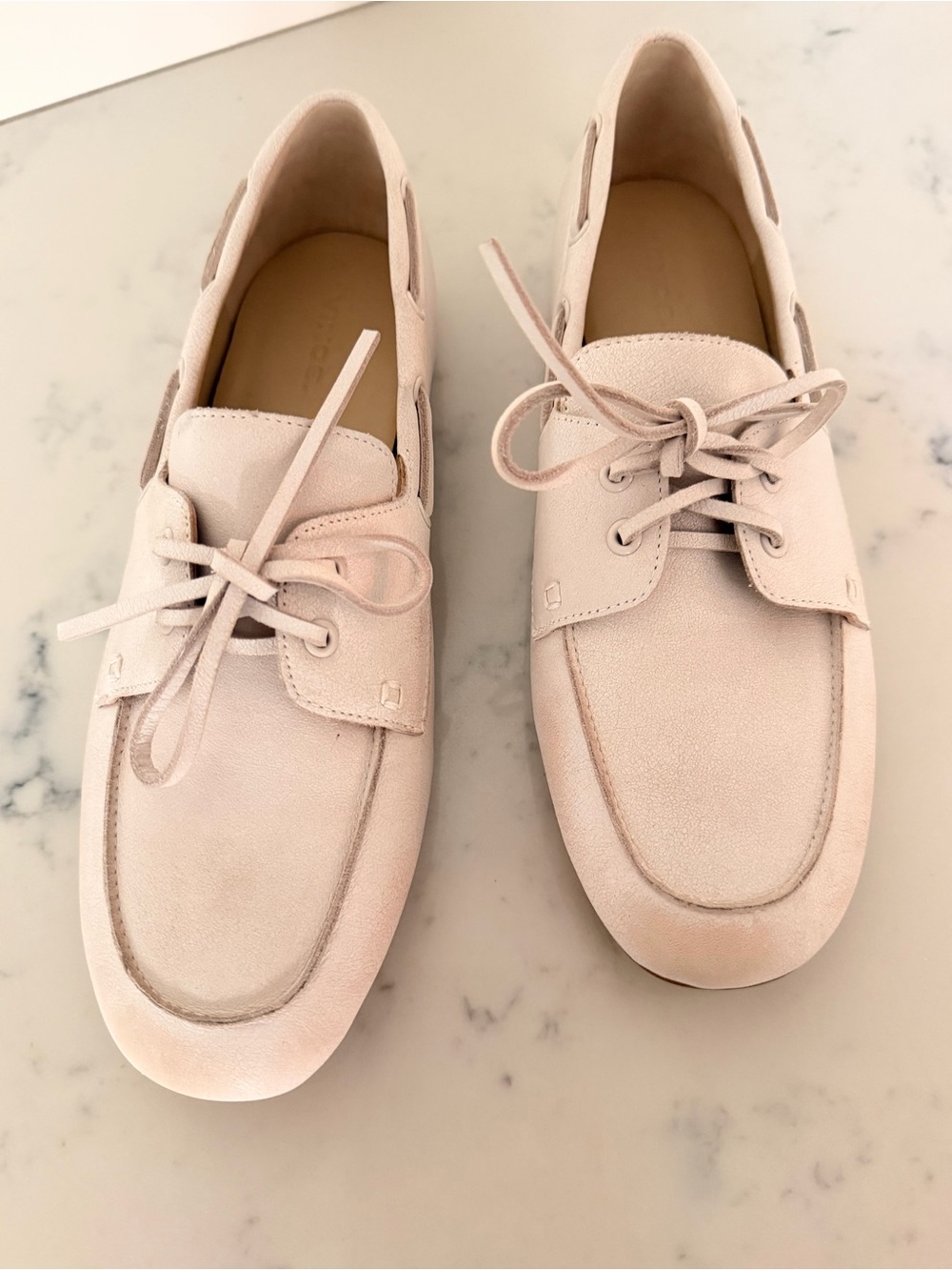 VINCE Cream Tie Top Cutie Loafer Shoes NEW